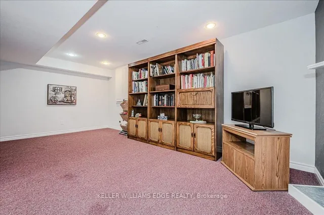 Additional image 33 of 3235 Wentworth St