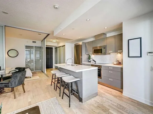 Additional image 9 of 88 Park Lawn Rd Unit 2710