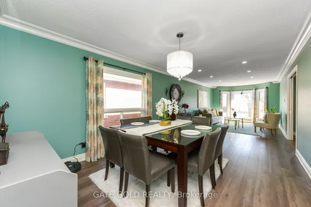 Additional image 9 of 23 HARTFORD Tr