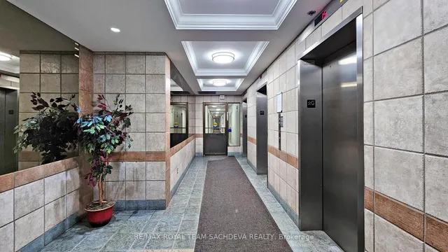 Additional image 5 of 90 Ling Rd Unit 1101