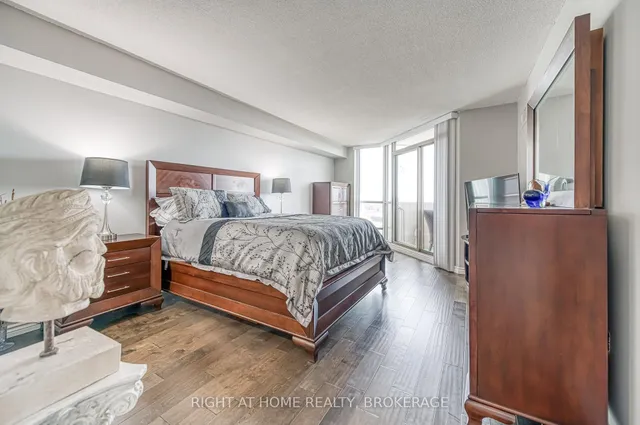 Additional image 25 of 5070 Pinedale Ave Unit 1004