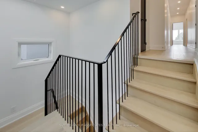 Additional image 30 of 393 Winnett Ave