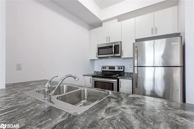 Additional image 9 of 125 Shoreview Pl Unit 608
