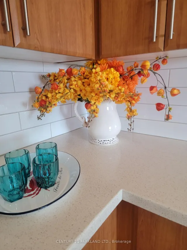 Additional image 5 of 1 Massey Sq Unit 2015