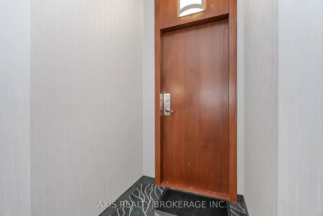 Additional image 4 of 1121 Bay St Unit 904