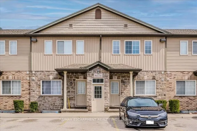 1180 Countrystone Dr Unit 8B