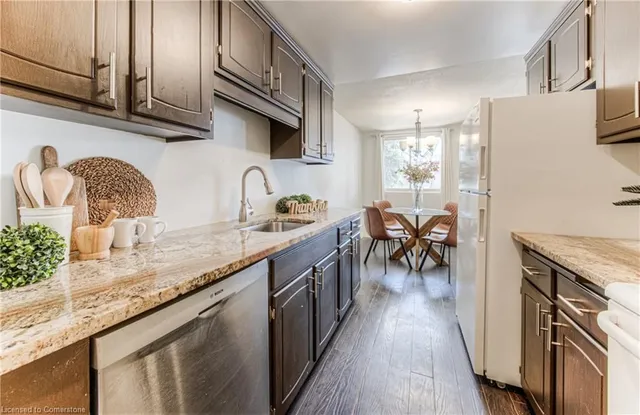 Additional image 10 of 30 Avalon Pl Unit 108