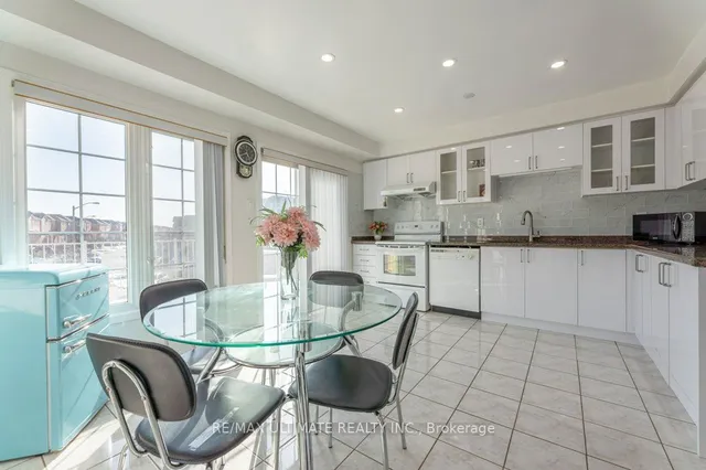 Additional image 2 of 100 Via Cassia Dr