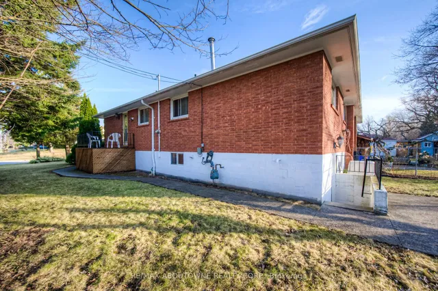 Additional image 40 of 47 Chester Rd