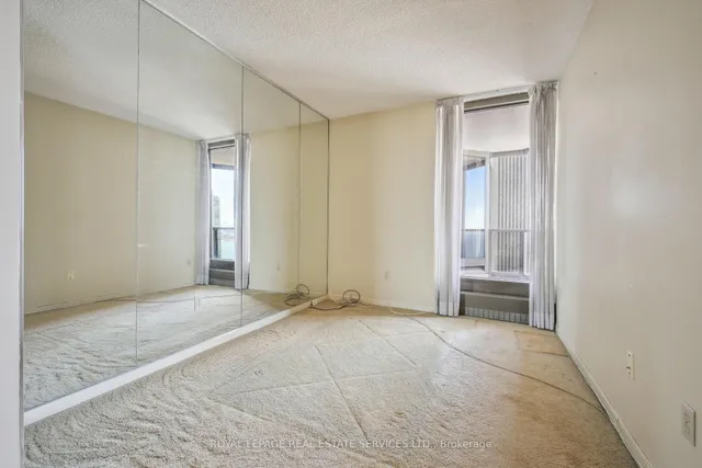 Additional image 4 of 2045 Lake Shore Blvd Unit 4106