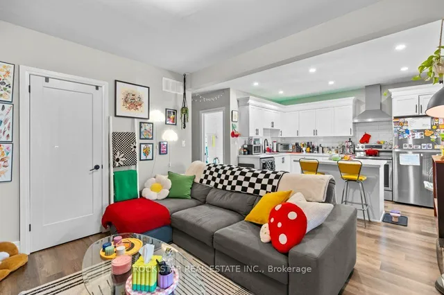 Additional image 31 of 20 Holton Ave