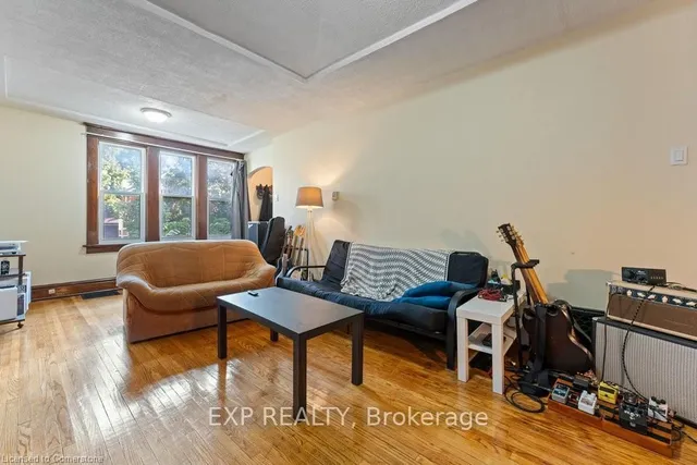 Additional image 5 of 85 Chestnut St