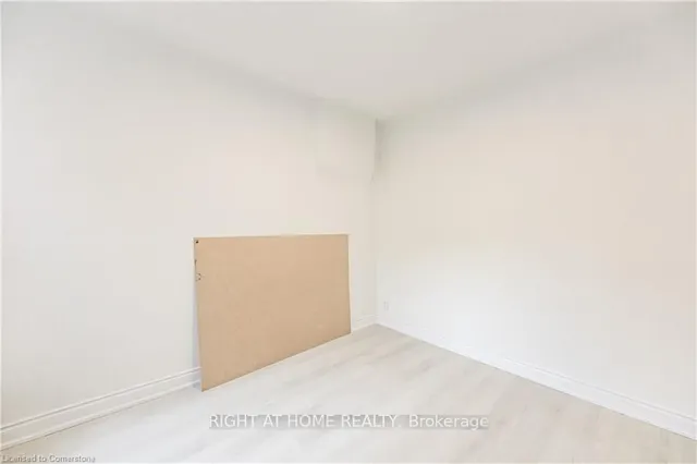 Additional image 17 of 136 Macnab St