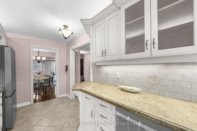 Additional image 30 of 204 Invergordon Ave