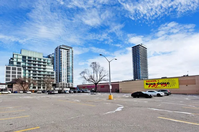 Additional image 36 of 1195 The Queensway Ave Unit PH4