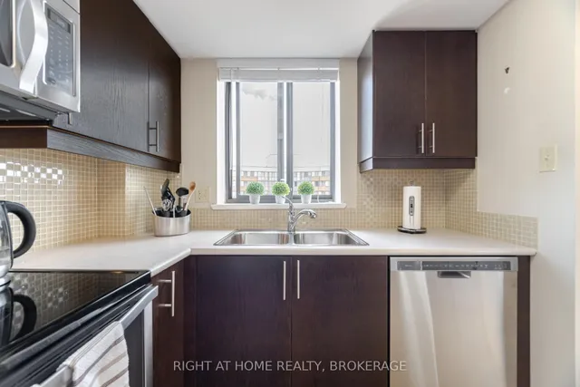 Additional image 19 of 1240 Marlborough Crt Unit 908