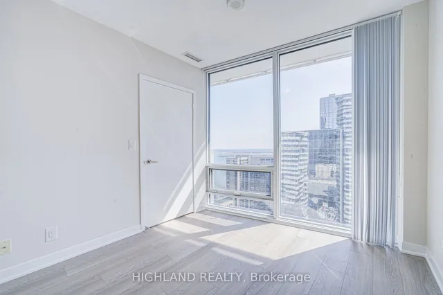 Additional image 20 of 100 Harbour St Unit 3909