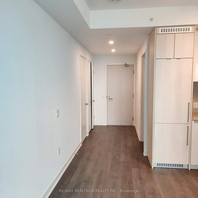 Additional image 2 of 115 Blue Jays Way Unit 3809