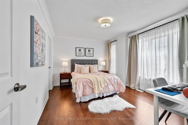 Additional image 38 of 533 Kennedy Circ