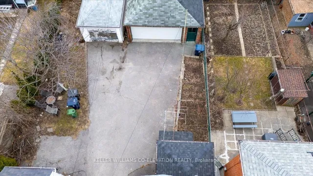 Additional image 25 of 39 Lanark Ave