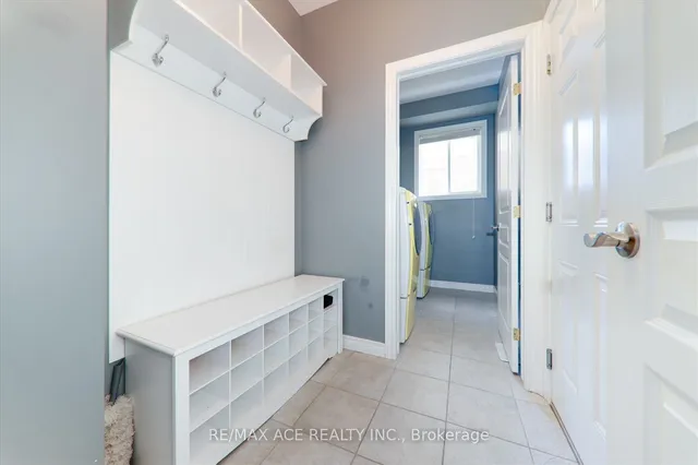 Additional image 17 of 59 Springbreeze Hts