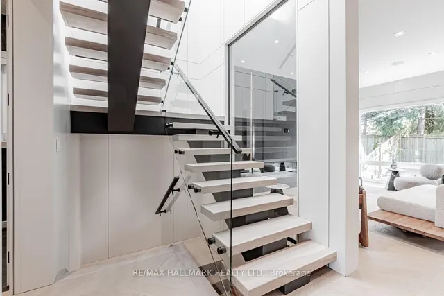 Additional image 12 of 37 Rowley Ave