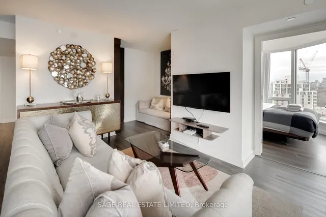 Additional image 10 of 155 Yorkville Ave Unit 2704