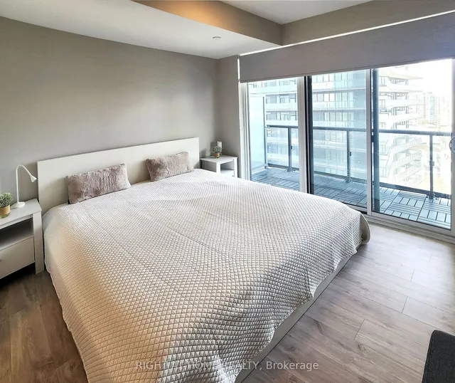 Additional image 4 of 56 Annie Craig Dr Unit 1402