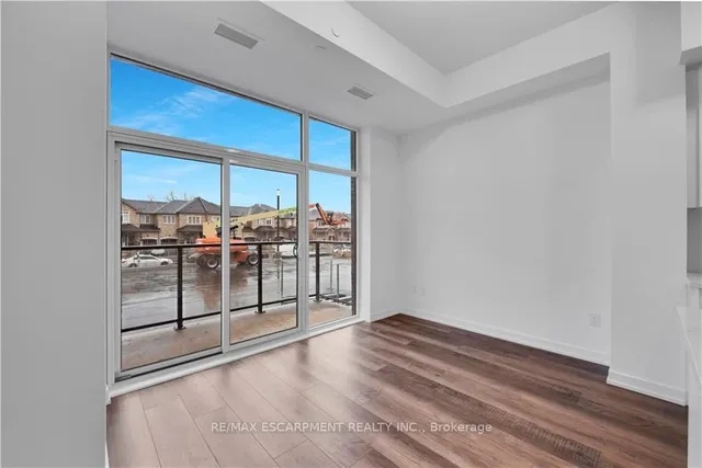 Additional image 18 of 460 Dundas St Unit 122