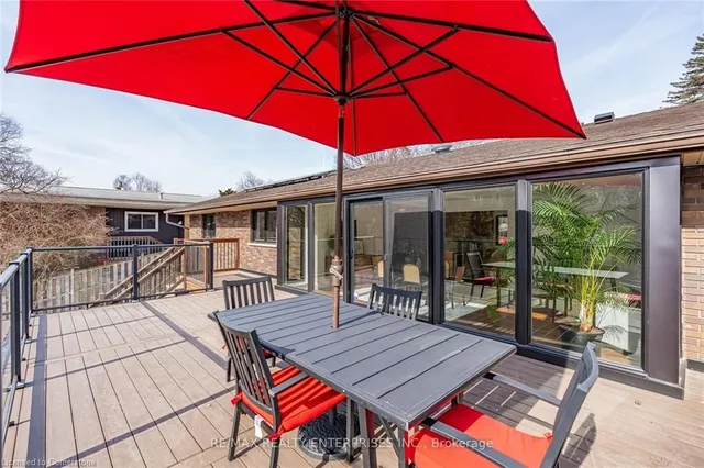 Additional image 30 of 75 Robinhood Dr