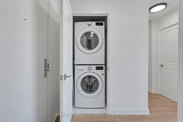 Additional image 17 of 120 Parliament St Unit 1603