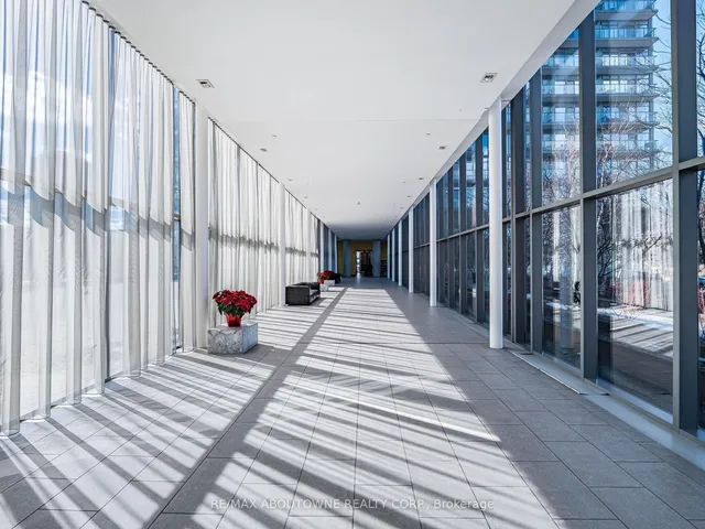 Additional image 4 of 105 The Queensway Ave Unit 2702