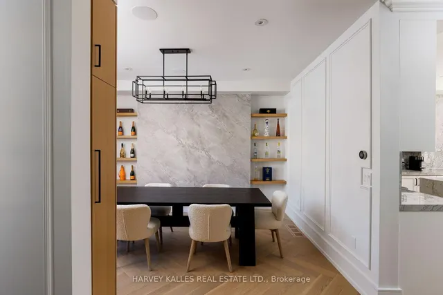 Additional image 5 of 233 MacPherson Ave