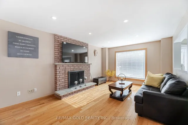 Additional image 7 of 26 Mossbank Dr