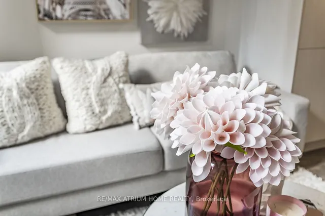 Additional image 34 of 108 Peter St Unit 510