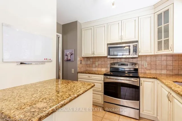 Additional image 12 of 212 SILVERBIRCH Blvd