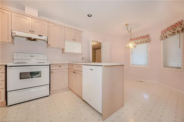 Additional image 5 of 50 Midland Dr Unit 26