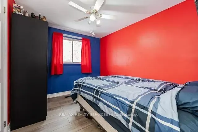 Additional image 13 of 4 Pacer Crt