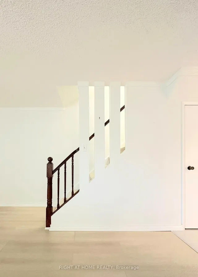 Additional image 11 of 4001 Don Mills Rd Unit 219