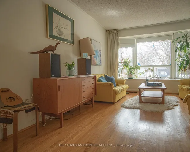 Additional image 11 of 22 Hoseyhill Cres