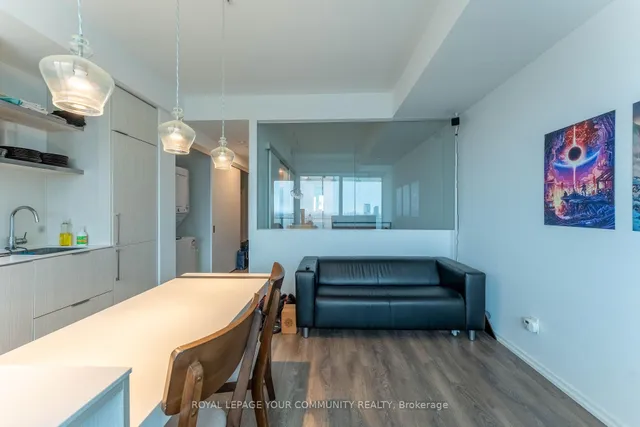 Additional image 16 of 197 Yonge St Unit 2610