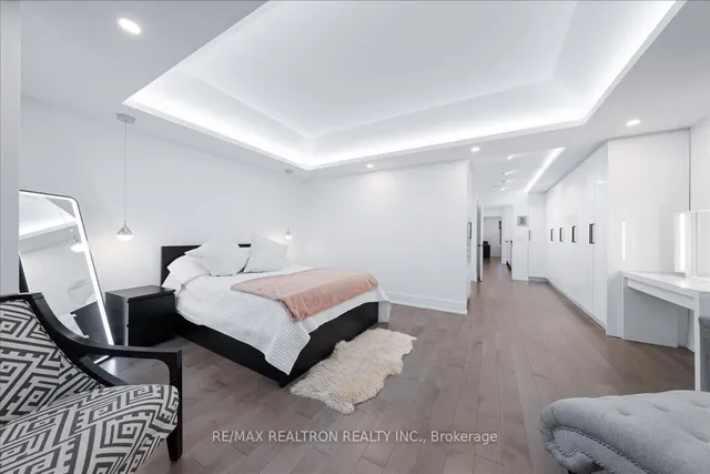 Additional image 33 of 46 Franklin Ave