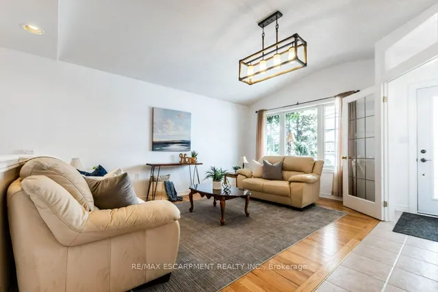 Additional image 8 of 62 Spadara Dr