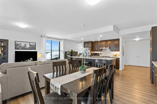 Additional image 23 of 30 Hamilton St Unit 703