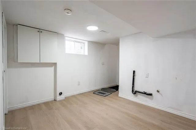 Additional image 25 of 19 Winthrop Pl