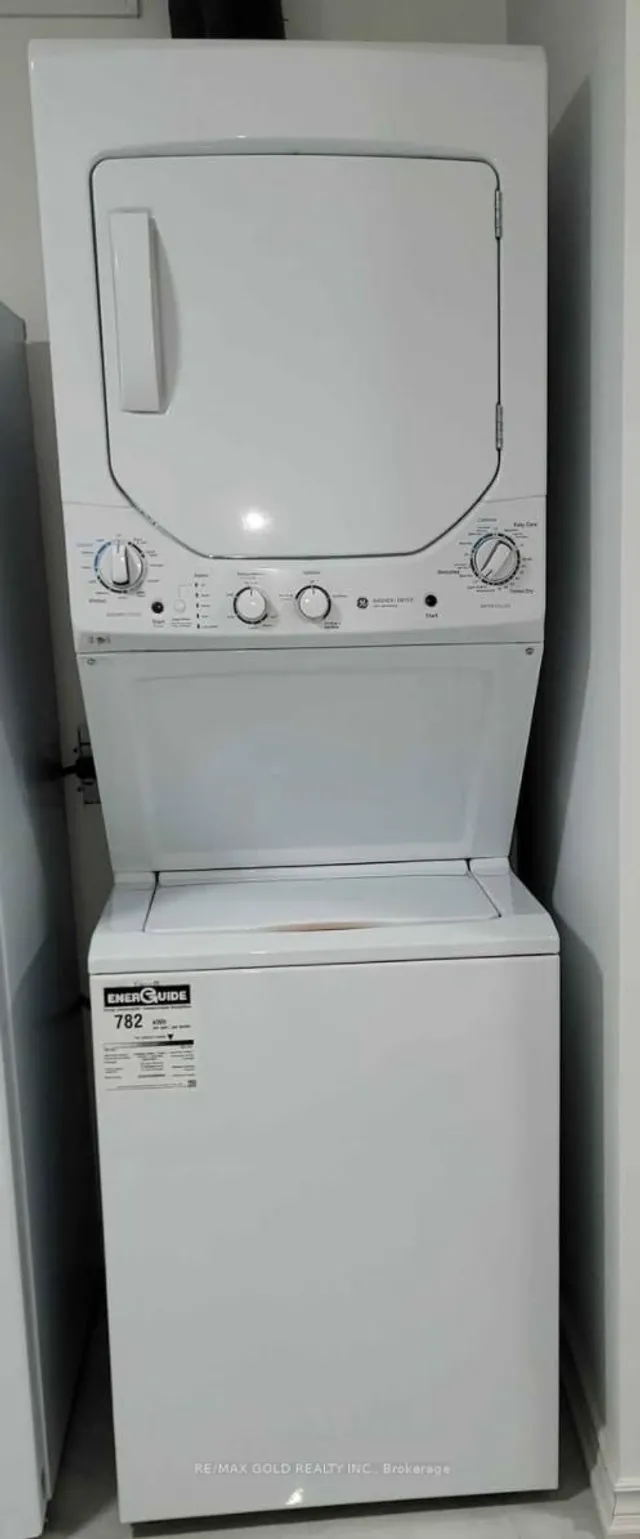 Additional image 27 of 26 Mossbank Dr