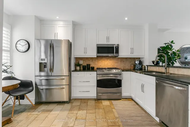 Additional image 14 of 1356 Bathurst St Unit 9