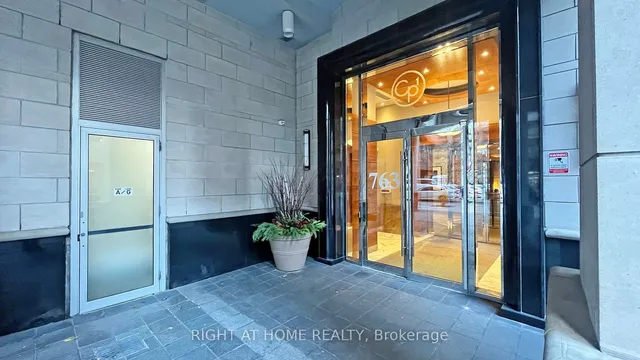 Additional image 3 of 763 Bay St Unit 2013