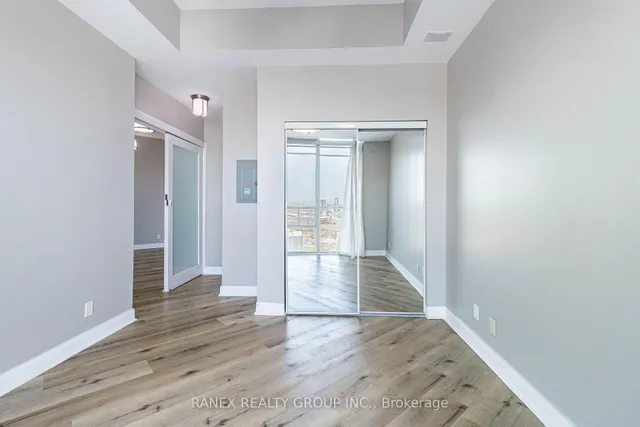 Additional image 20 of 80 Absolute Ave Unit Lph 09