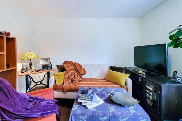 Additional image 23 of 1347 Lakeshore Rd Unit 37